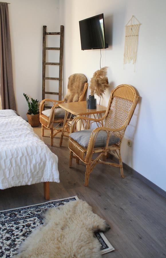 Sipos Borhaz Es Vendeghaz Hotel Badacsonyors Ngoại thất bức ảnh
